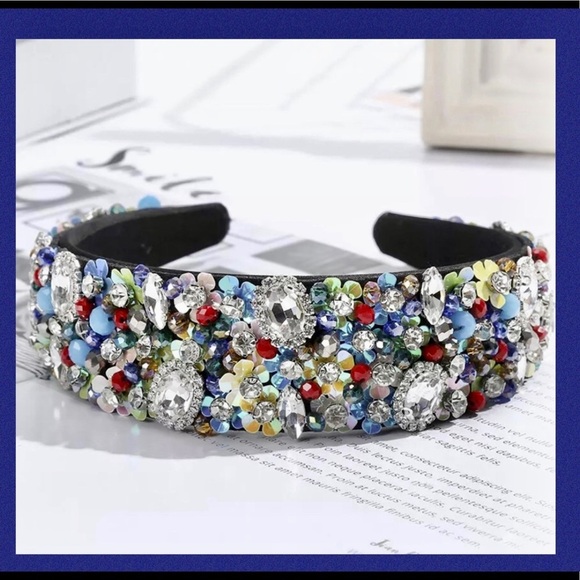 Super Elegant Embellished Headband to Enhance your Casual or Night Our Hair look main image 9